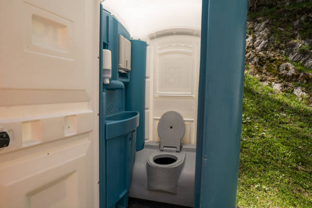 Porta potty rental for outdoor events in Washington Park, IL